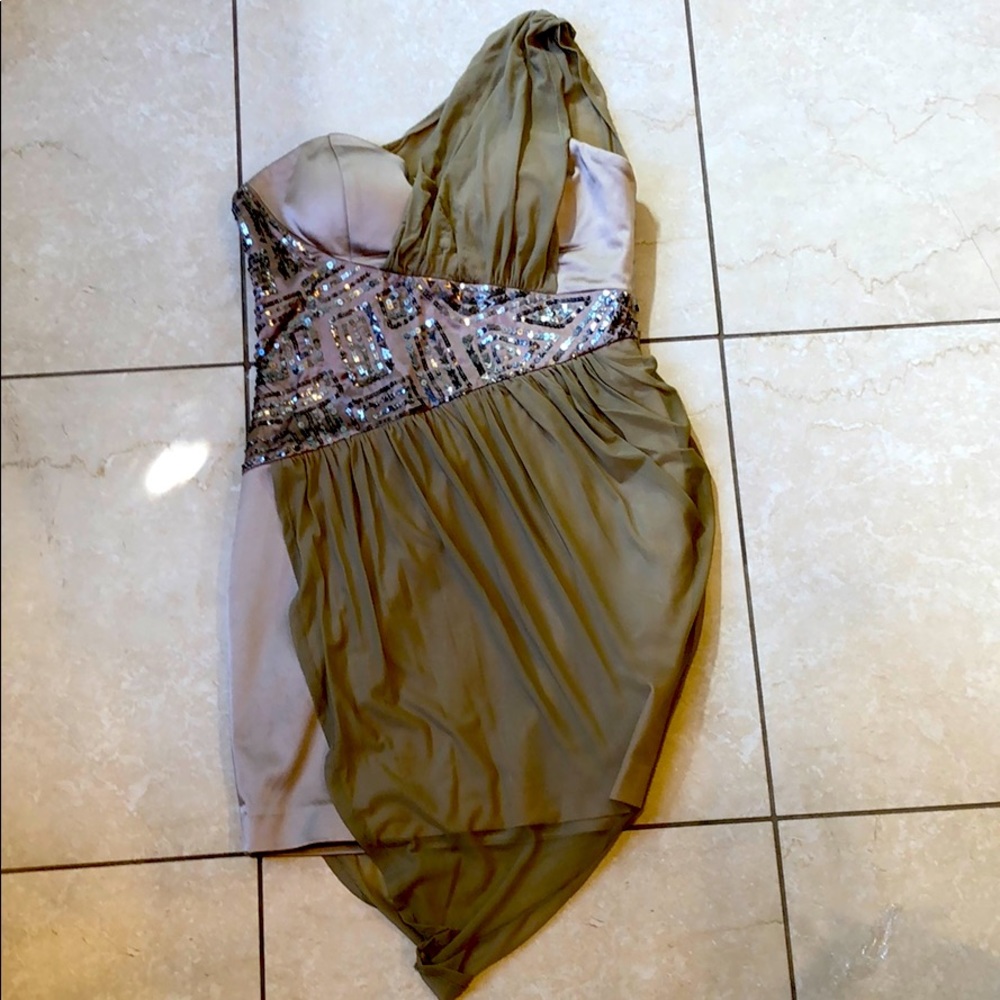 BeBe size M champagne green dress